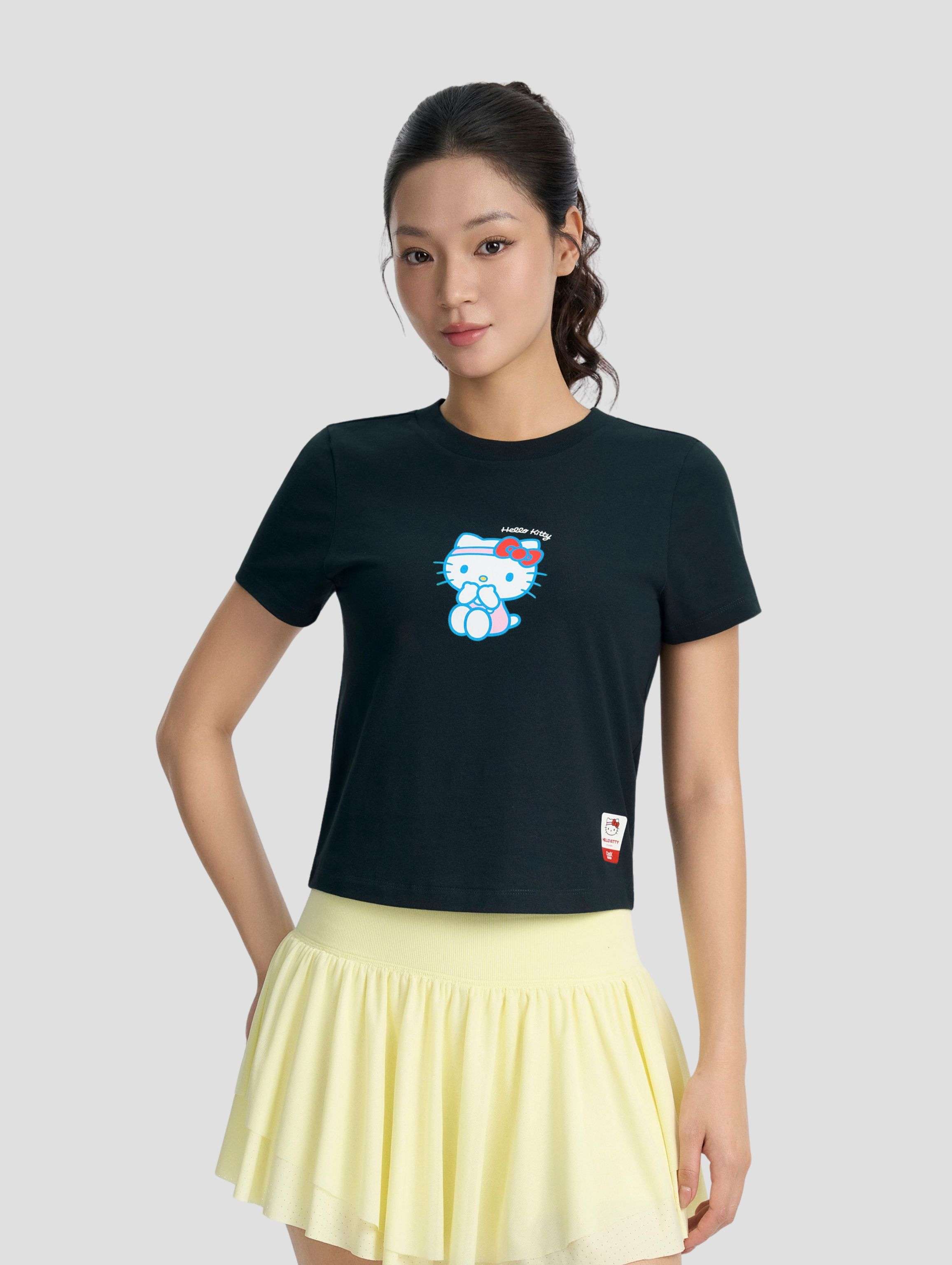 Áo thun cotton Slim Fit Kitty is Shying