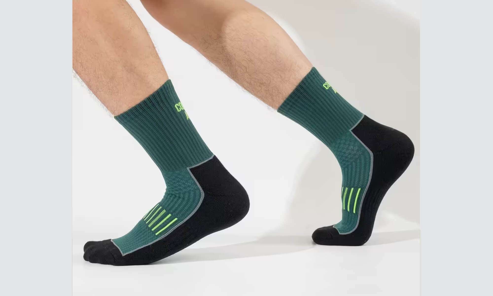 Tất Nam Chạy Bộ Active Cổ Dài chắc chắn, giảm chấn gót mũi, chạy êm mỗi bước chân