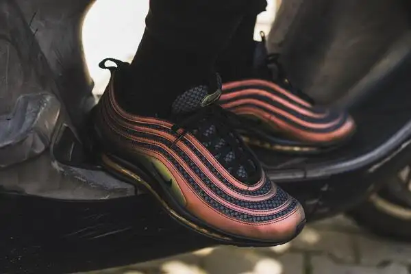 Hình ảnh đôi giày Skepta x Air Max 97 Ultra 17 (Nguồn: Siberian Wellness)