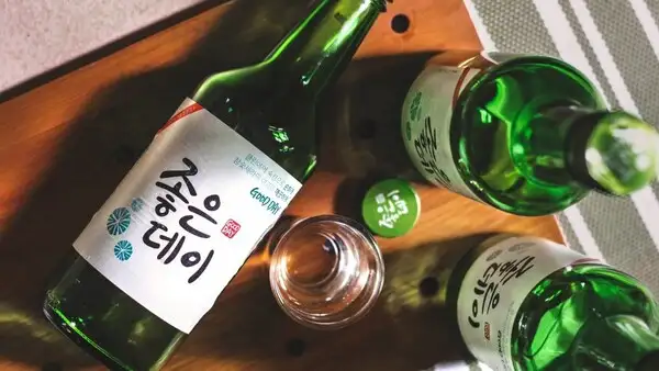 Rượu Soju có vị như thế nào? Tìm hiểu chi tiết về rượu Soju Hàn Quốc