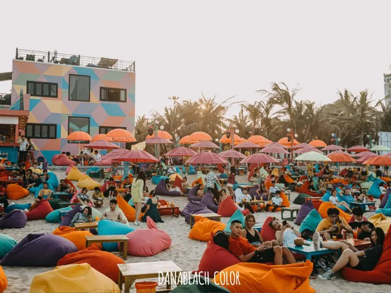 Hòa cùng thiên nhiên, ngắm nhìn biển cả tại Danang Beach Color