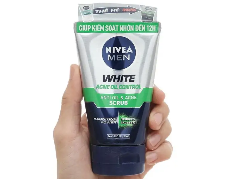 sua-rua-mat-nivea-nam-tot-nhat-948