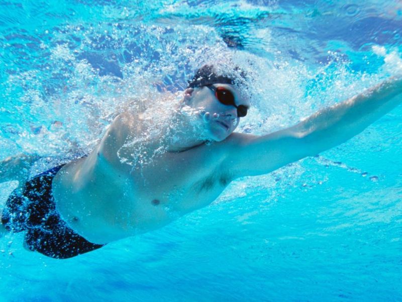 Nâng cao sức bền với hoạt động bơi lội