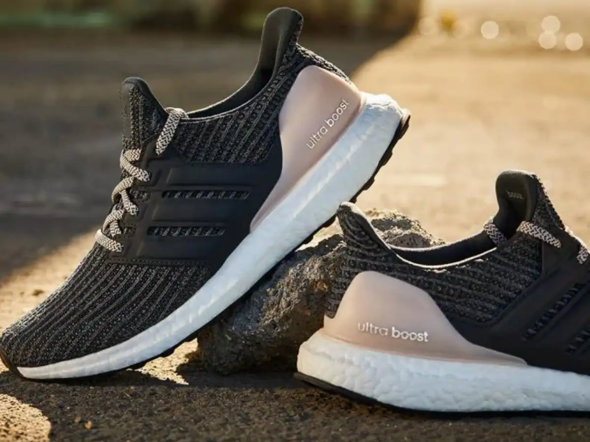 Mua Giày Adidas Hot Trend Chính Hãng Ở Đâu Uy Tín?