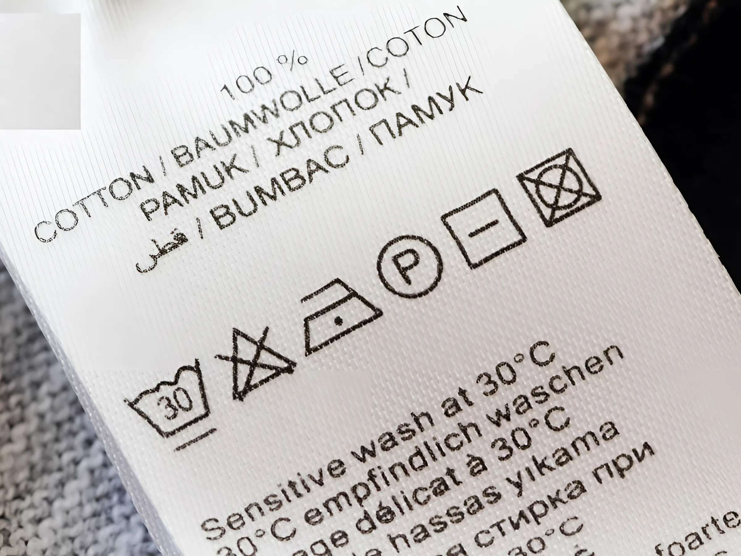 Nên đọc và hiểu nhãn mác (Care Label)