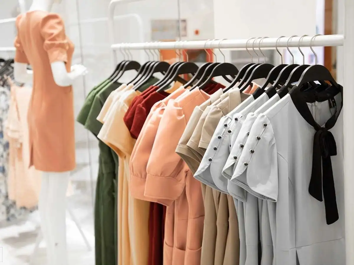 Địa chỉ mua váy công sở uy tín