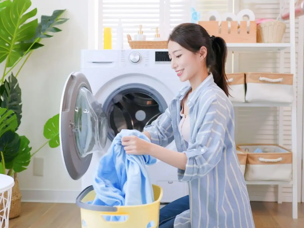 Mẹo đơn giản khi giặt đầm hoa nhí