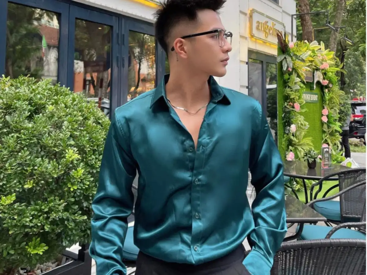 Nắm vững cách chọn màu và phụ kiện để áo lụa phát huy tối đa vẻ đẹp