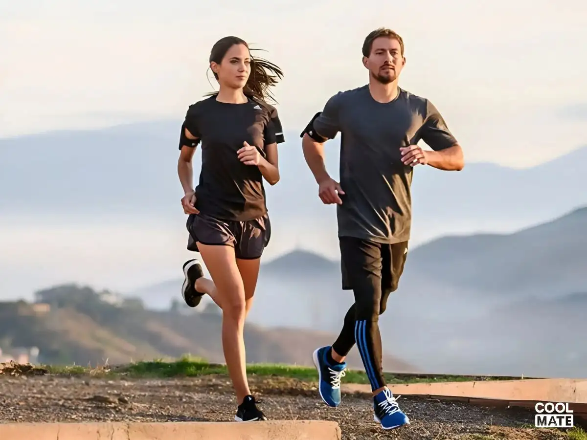 Khi chọn mua quần áo thể thao, một yếu tố mà bạn không thể bỏ qua chính là chất liệu vải