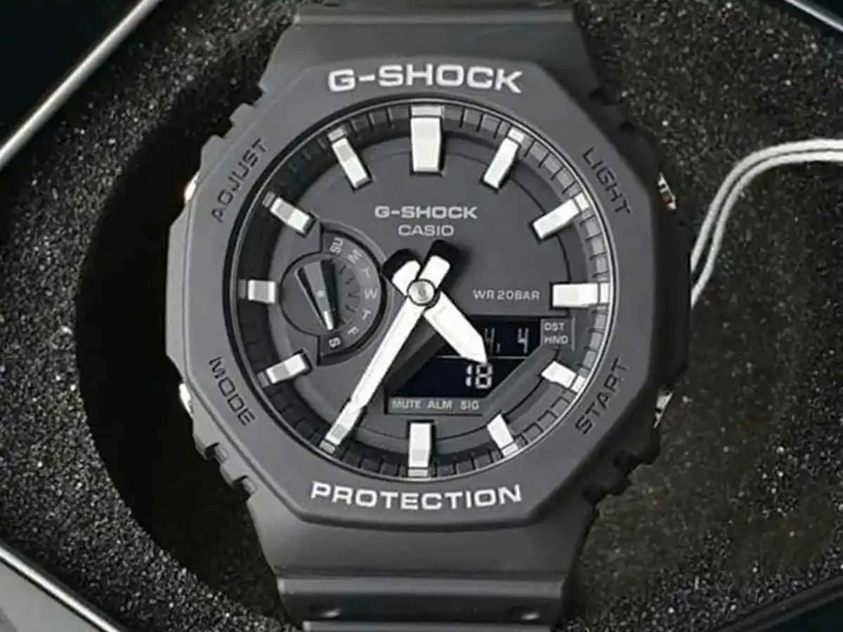 Đây là mẫu G-Shock vừa bền vừa thời trang, rất được các bạn trẻ ưa chuộng