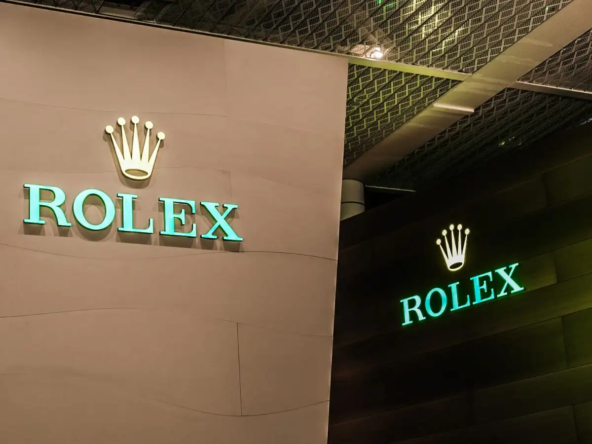 Đại lý ủy quyền Rolex chính thức 