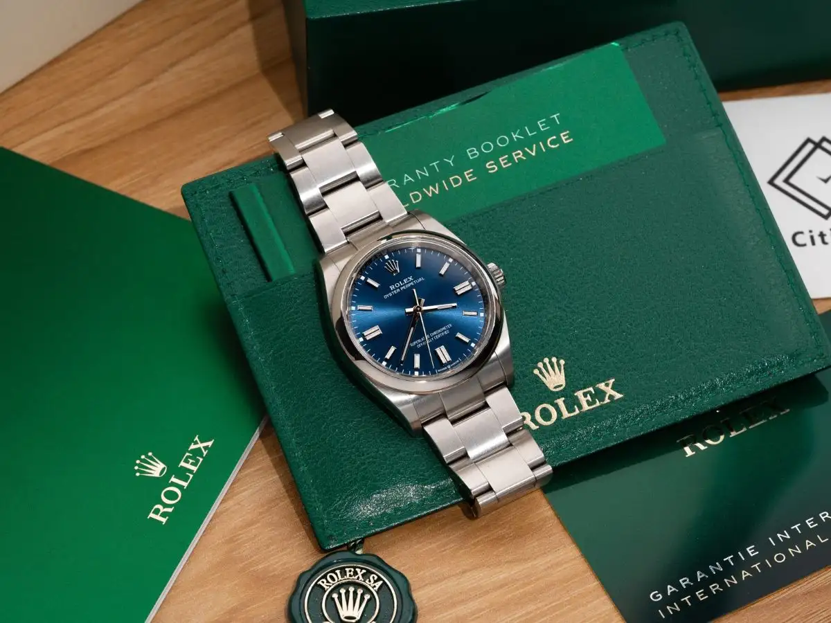 Thẻ xanh bảo hành của Rolex