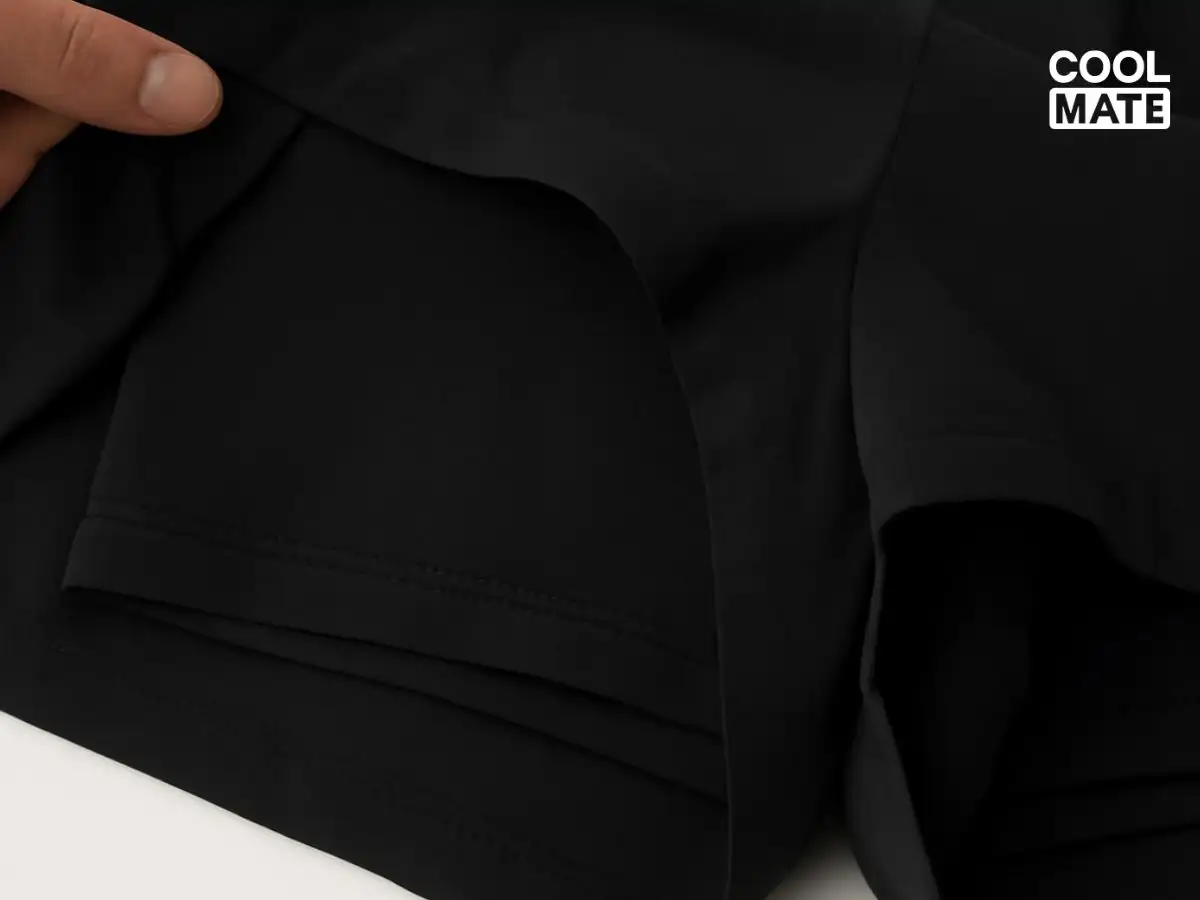 Race Shorts với lớp lót mềm mại, đường may phẳng, thấm hút mồ hôi hiệu quả, tăng cường sự kín đáo và tiện lợi với túi ẩn nhỏ.