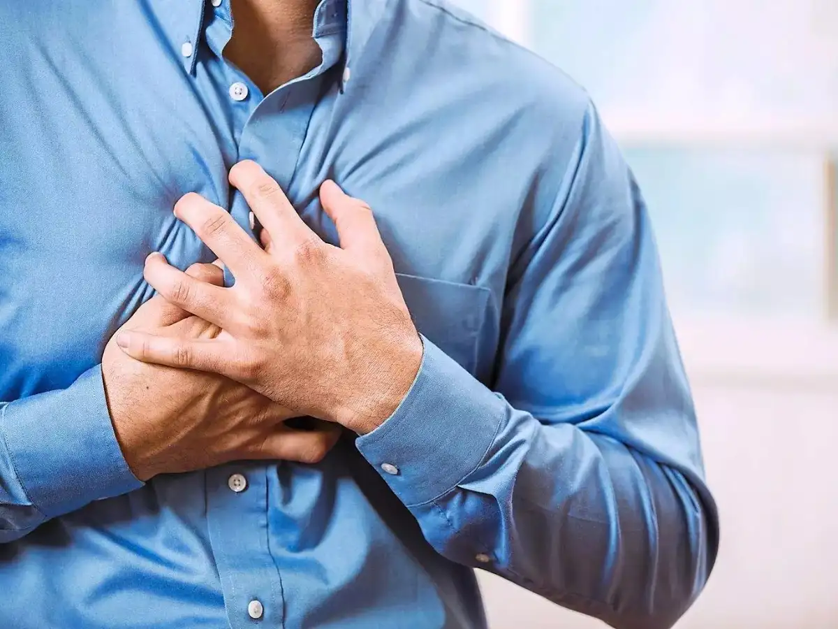 Những người có bệnh lý tim mạch không nên chạy bộ với cường độ cao