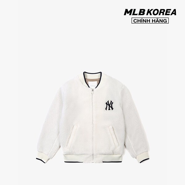 Áo khoác bomber MLB màu trắng đơn giản cực dễ phối kết hợp đồ mà vẫn đảm bảo tính thời trang và hợp mốt