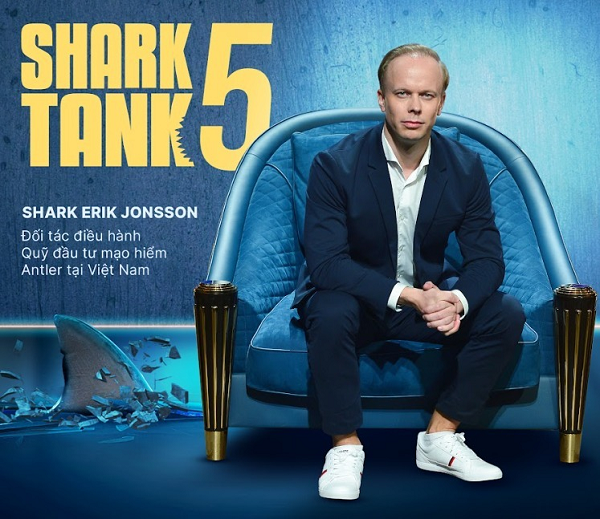 Shark Erik là ai? Profile xịn của vị "cá mập ngoại" ngồi ghế lạnh lẽo Shark Tank Việt Nam