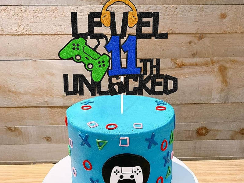 Mẫu bánh sinh nhật cho bé trai 11 tuổi yêu thích trò chơi điện tử