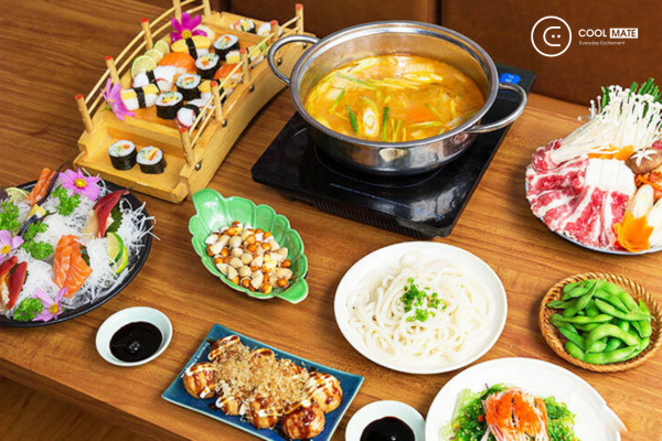 Kiraku là nhà hàng Nhật Hà Nội ghi điểm trong mắt thực khách khi có không gian ấm cúng và đồ ăn ngon