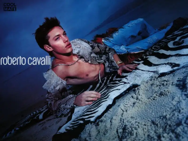 thuong-hieu-quan-jean-nam-Roberto-Cavalli