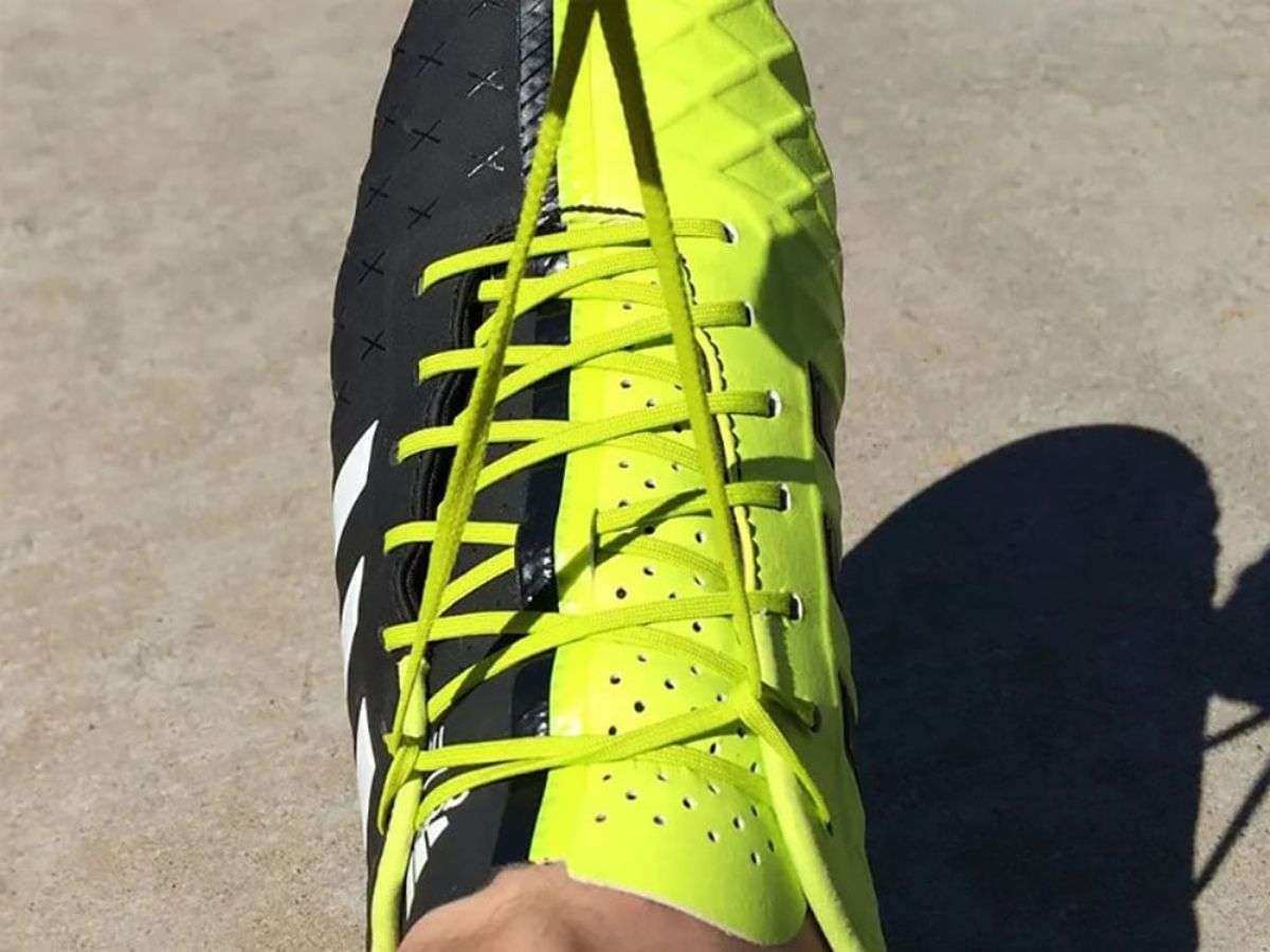 Kiểu Ladder Lacing Giảm Áp Lực Lên Mu Bàn Chân