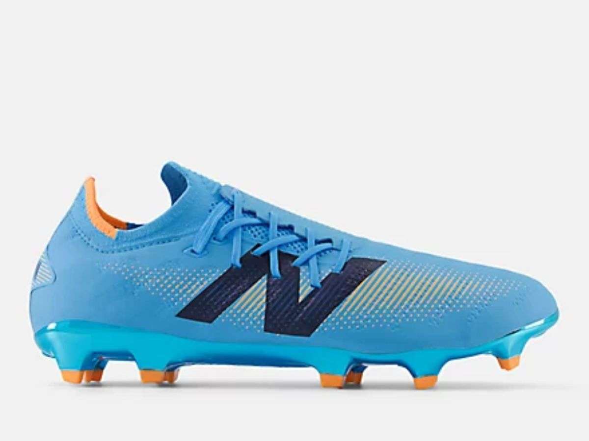 New Balance Furon được thiết kế cho những cầu thủ thiên về sức mạnh