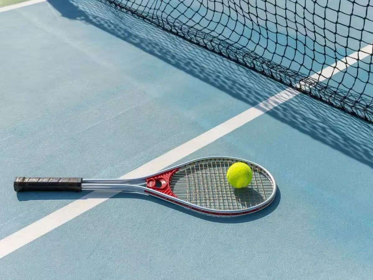 Giải đáp thắc mắc thường gặp khi mua đồ tennis ở Hà Nội