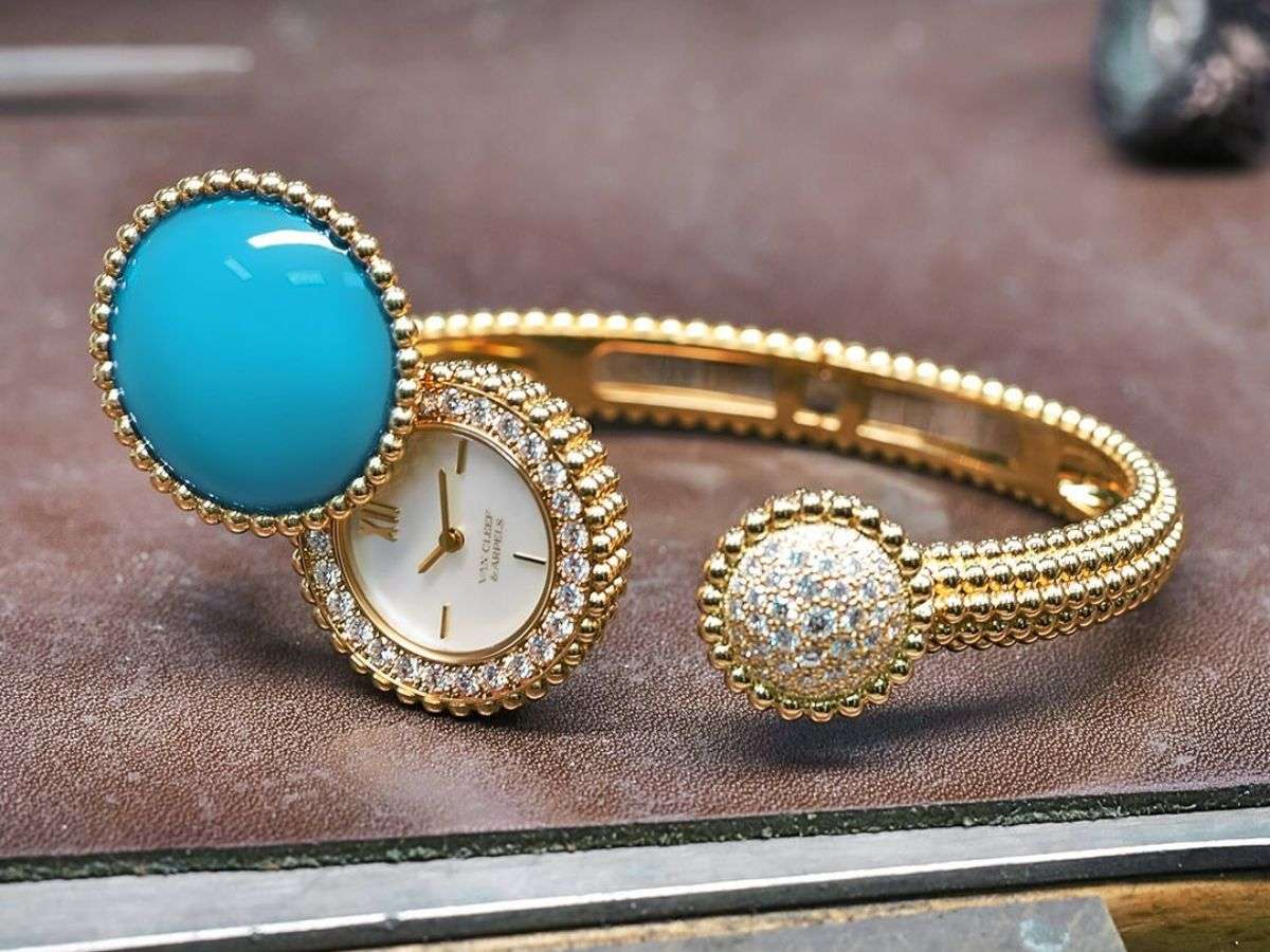 Đồng hồ Toi & Moi Secret thuộc BST Perlée