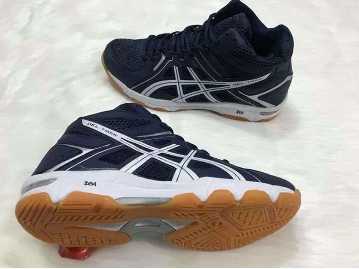Nên chọn giày có hệ thống đệm cao cấp