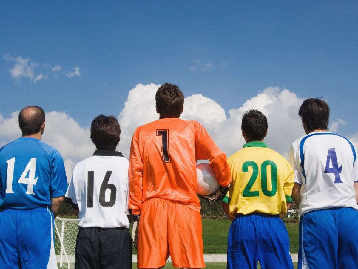 Chọn đúng size áo đá bóng giúp đội bóng của bạn chuyên nghiệp hơn
