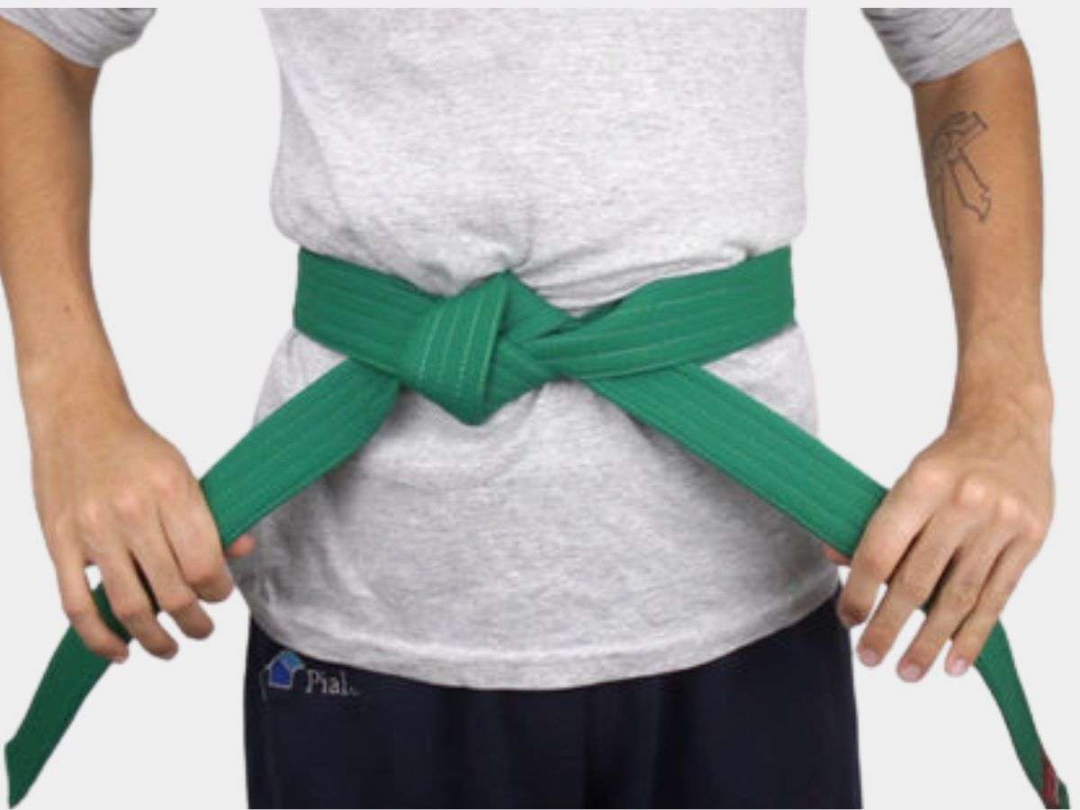 Hoàn Thiện Nút Thắt Đai Judo Cuối Cùng