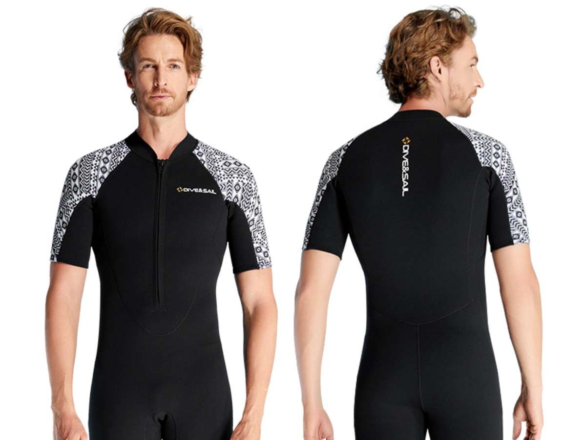Chất liệu Neoprene giúp cho đồ bơi có khả năng giữ ấm cơ thể bạn hiệu quả