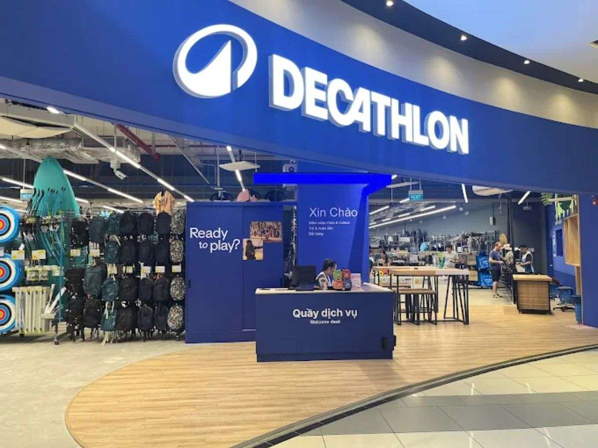 Đồ bơi nam tại cửa hàng Decathlon
