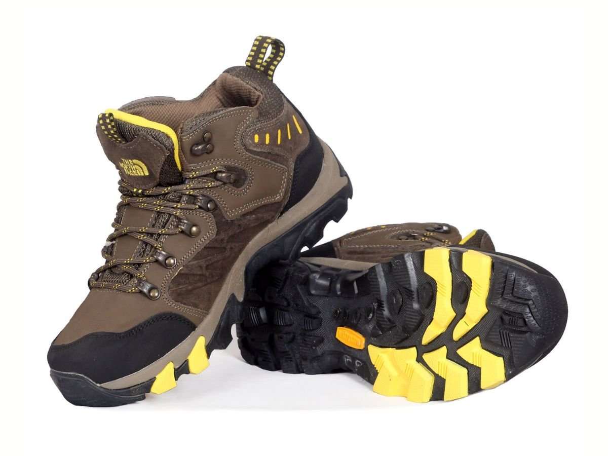 The North Face nổi bật nhờ sự bền bỉ và công nghệ chống thấm
