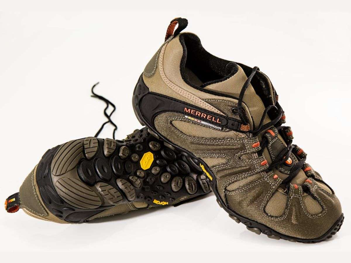 Những bước đi thoải mái và bền bỉ cùng giày Merrell