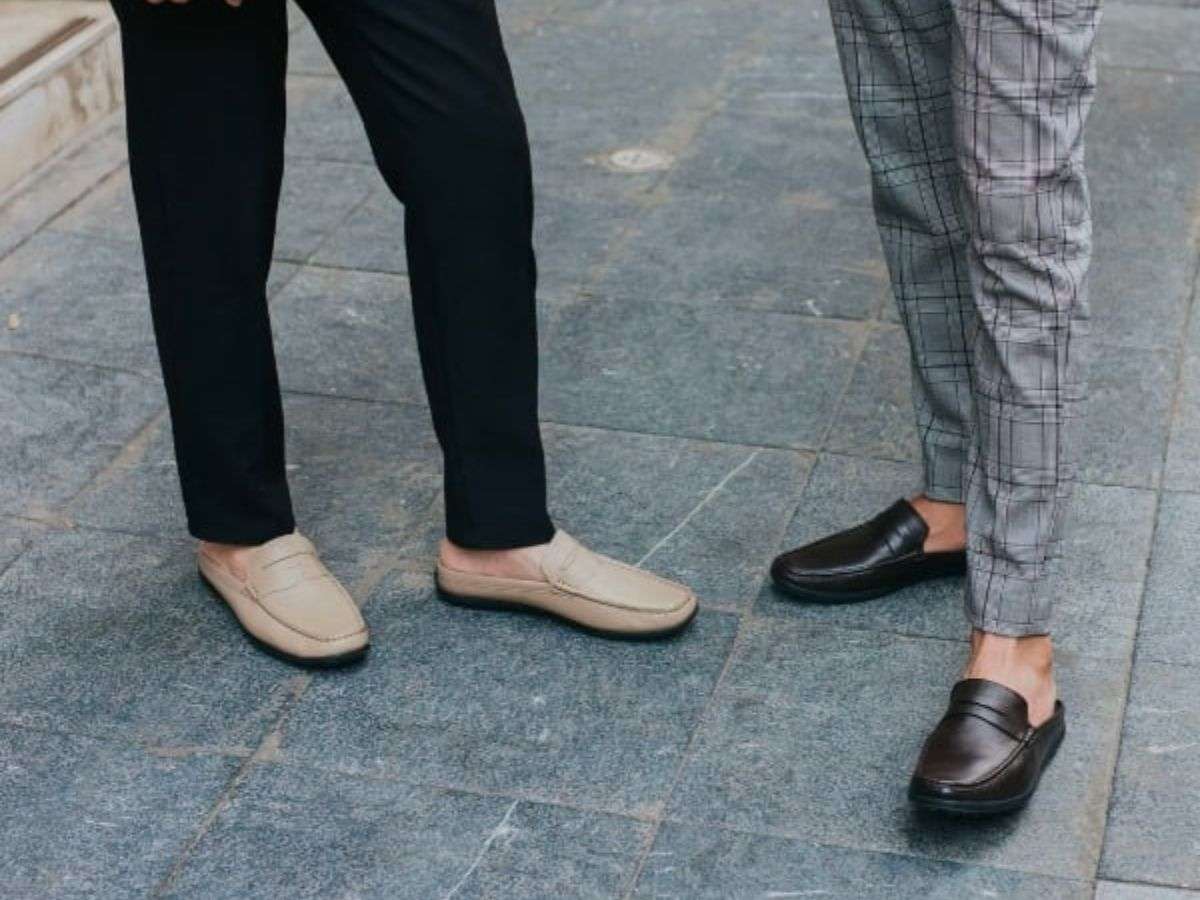 Sự vừa vặn và thoải mái của đôi chân là yếu tố tiên quyết để chọn đôi giày sục phù hợp