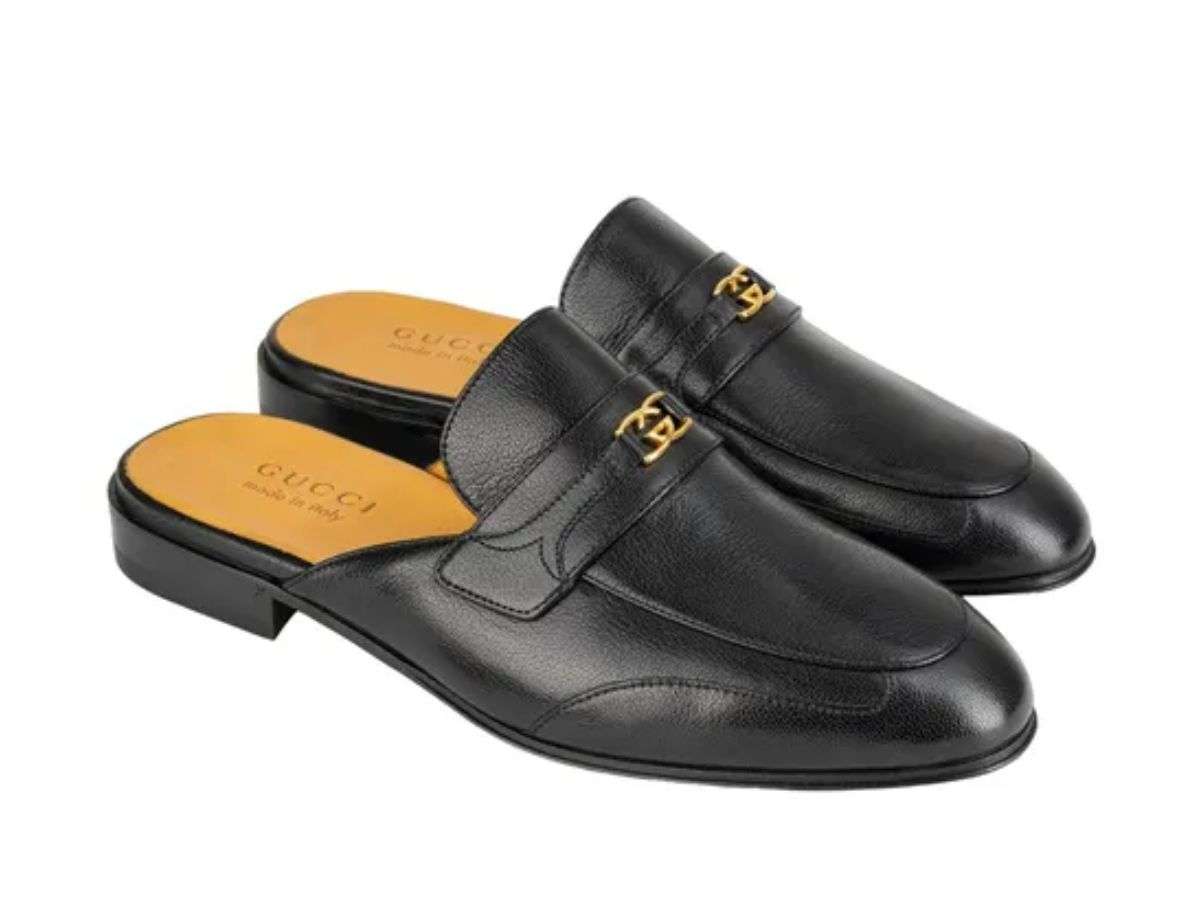 Giày sục được phát triển và sửa đổi liên tục theo thời gian để hoàn thiện hơn
