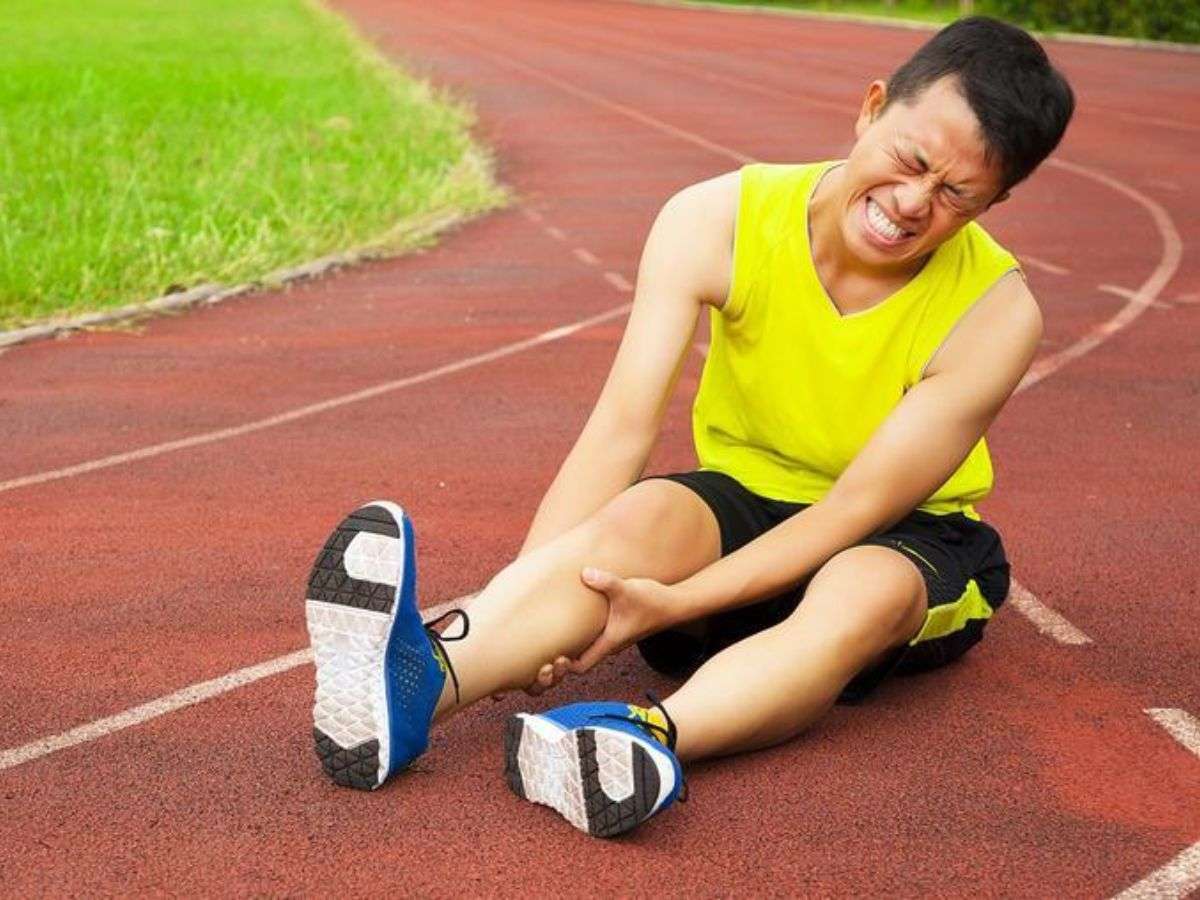 Dùng giày tennis chạy bộ làm tăng nguy cơ chấn thương