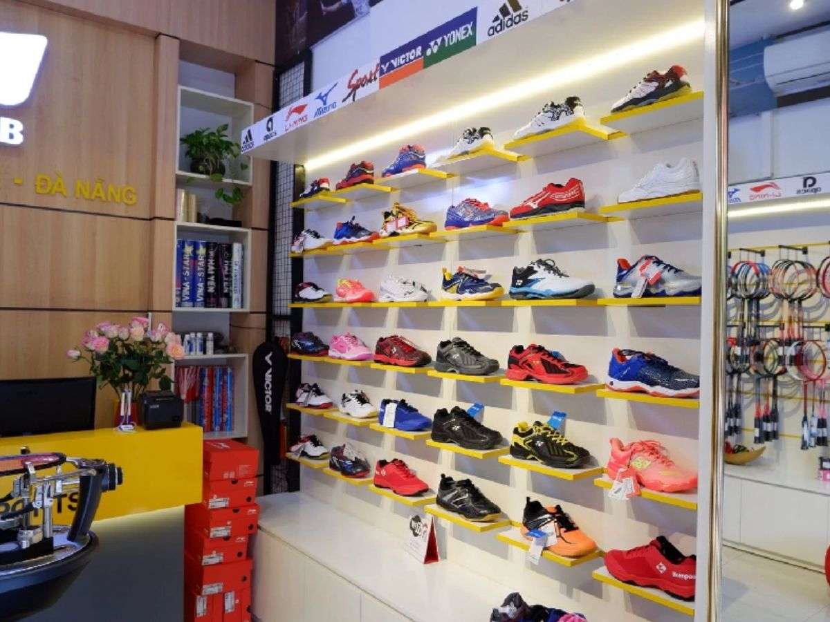 Giày của Đại Việt Sport Đà Nẵng