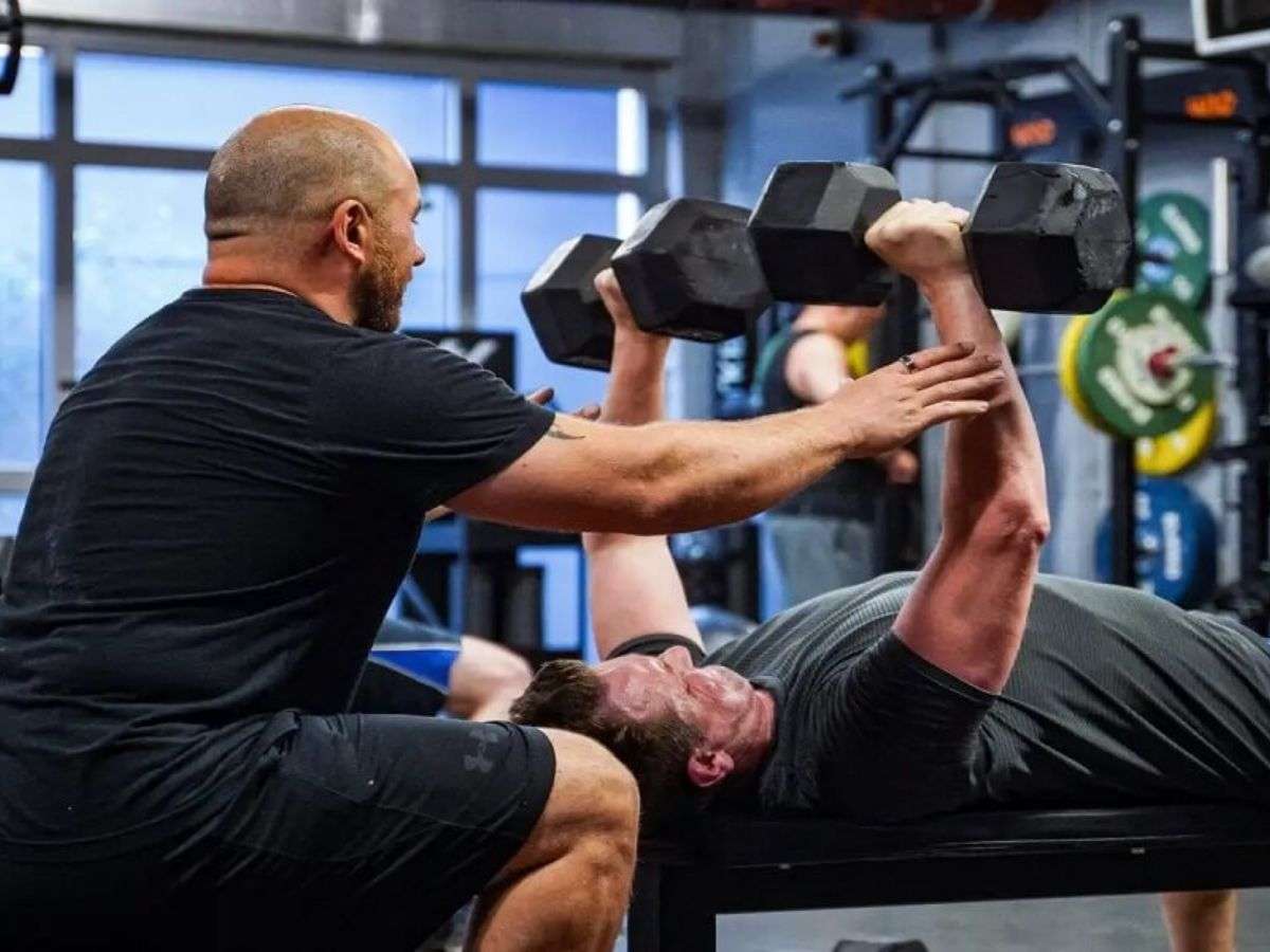 Thực hiện đúng kỹ thuật và luyện tập đều đặn giúp nâng cao hiệu quả tập gym