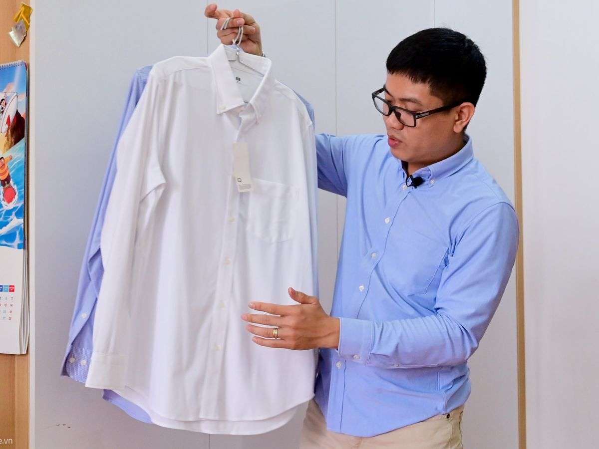  Áo sơ mi không nhăn thương hiệu Uniqlo