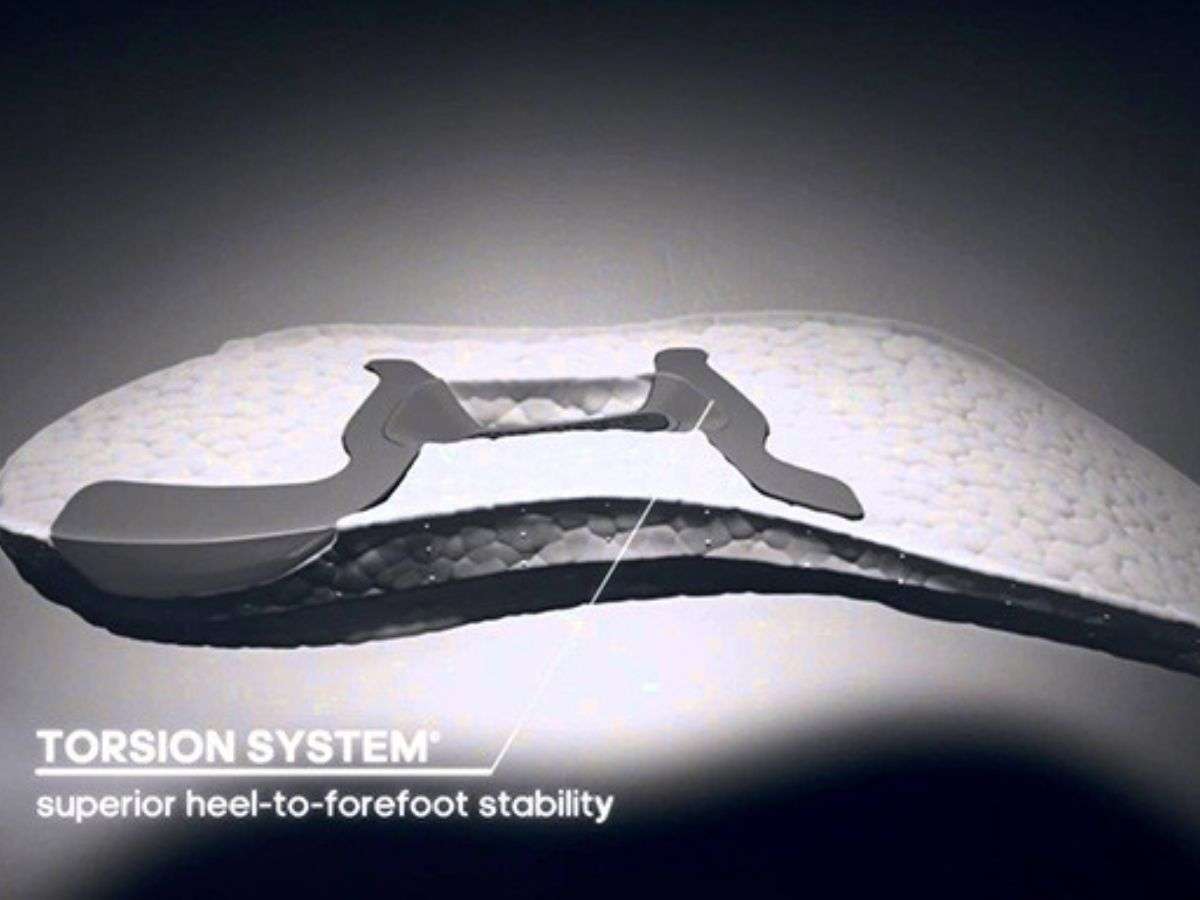 Công nghệ Torsion System giúp giảm nguy cơ chấn thương
