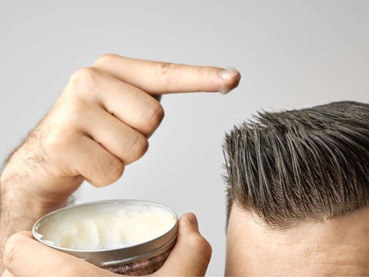 Đừng quên chảy tóc trước khi vuốt sáp nhé