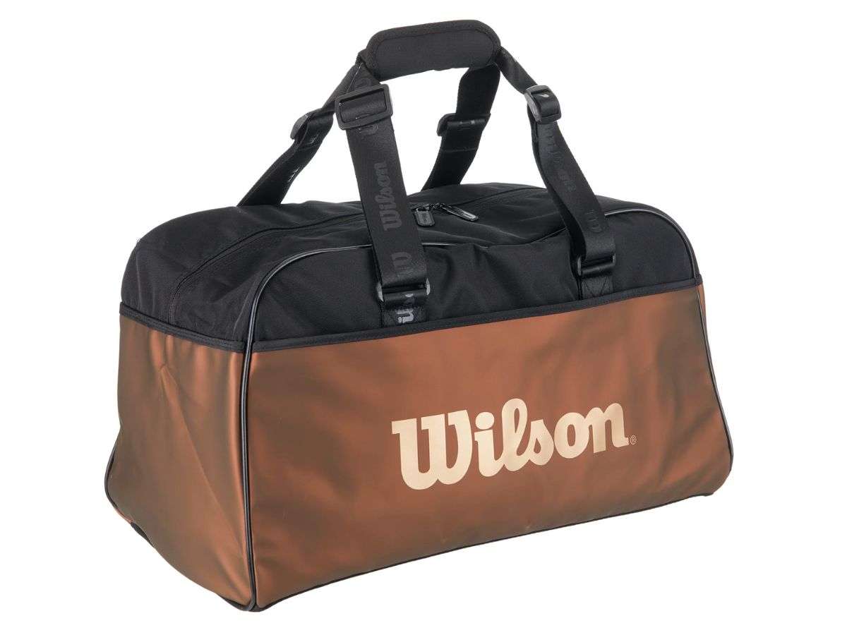 Túi tennis của Wilson với sức chứa rộng rãi