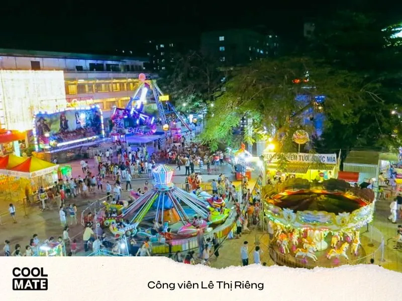 Công viên Lê Thị Riêng