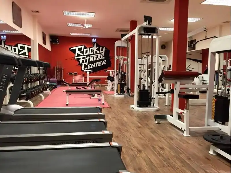 Rocky Fitness Center phòng tập gym tại quận Tân Phú nổi bậ