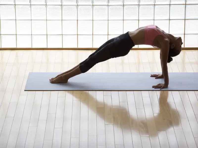 Plank Nâng Cao (Forearm to Full Plank)