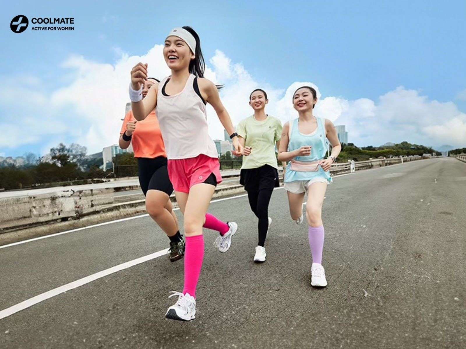 Phụ kiện thể thao nữ Coolmate - trợ thủ đắc lực cho ph&aacute;i đẹp