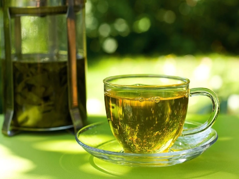 Trong trà xanh có chứa chất kháng khuẩn mạnh mẽ
