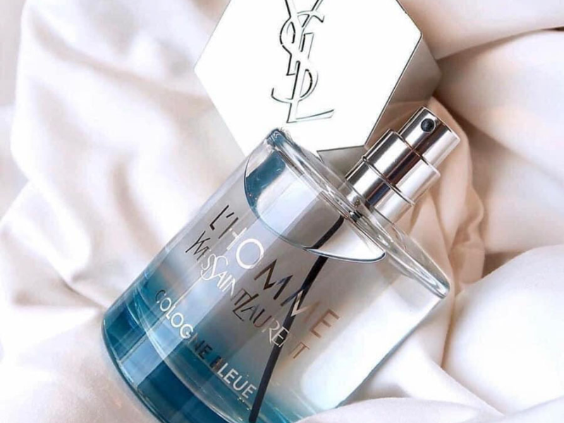 Mùi thơm của đại dương và sự tự do được tích hợp trong Yves Saint Laurent L’Homme Cologne Bleue