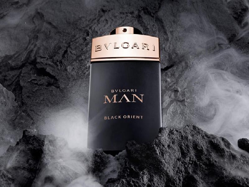 BVLGARI Man In Black mạnh mẽ từ thiết kế